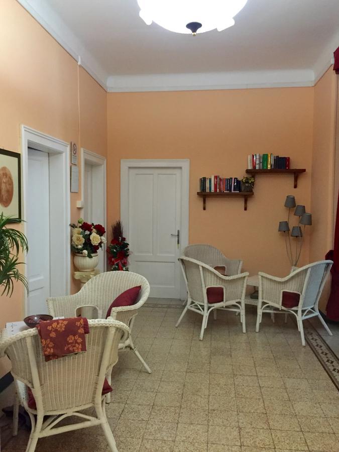 Hotel Villa Gentile Levanto Exterior photo