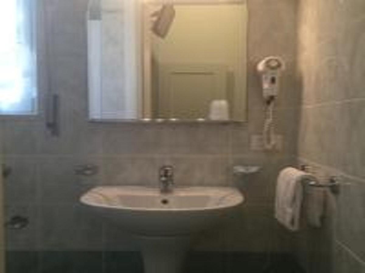 Hotel Villa Gentile Levanto Exterior photo
